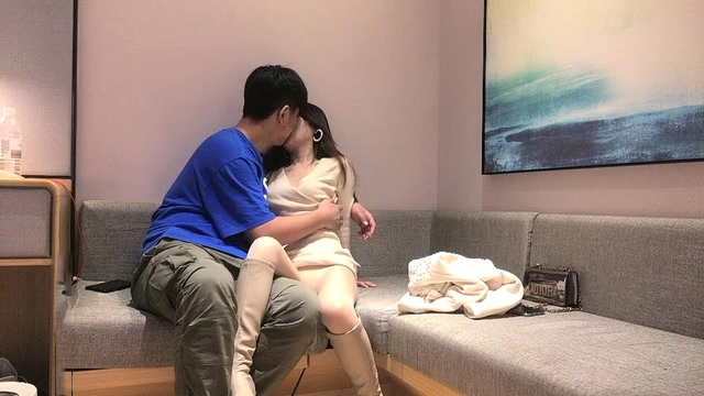 【小宝寻花】5000约极品明星脸女神 兼职平面模特 高颜值好身材 大神出战必属精品